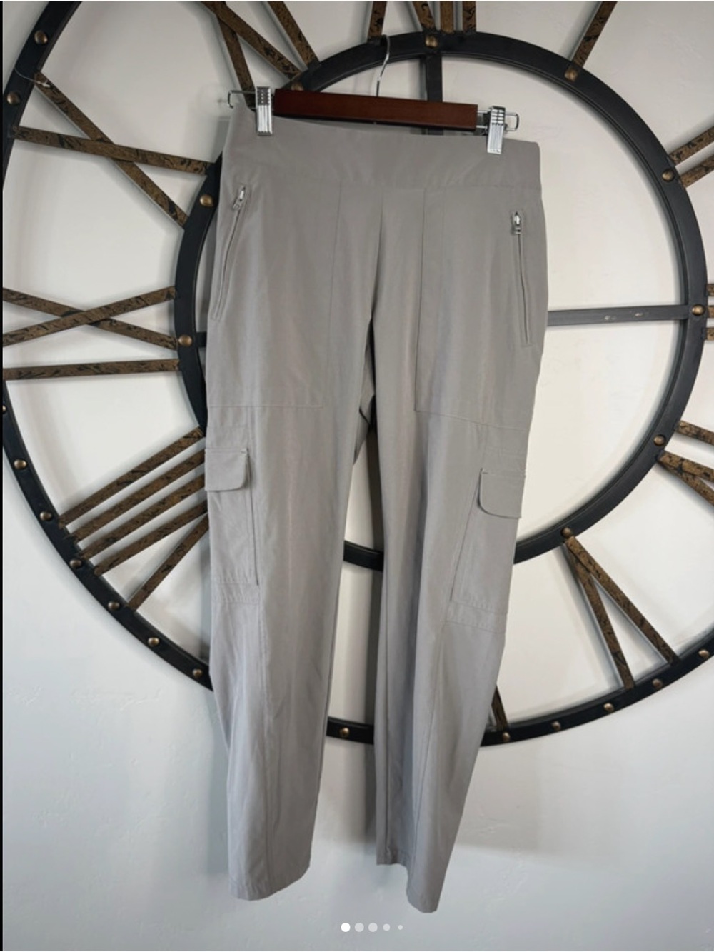 Athleta Light Gray Straight-Leg Cargo Pants